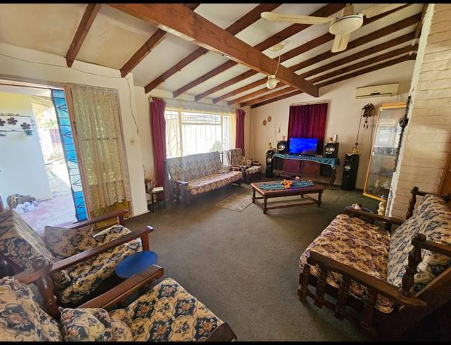 4 BEDROOM HOUSE FOR SALE IN SASOLBURG EXT 12
